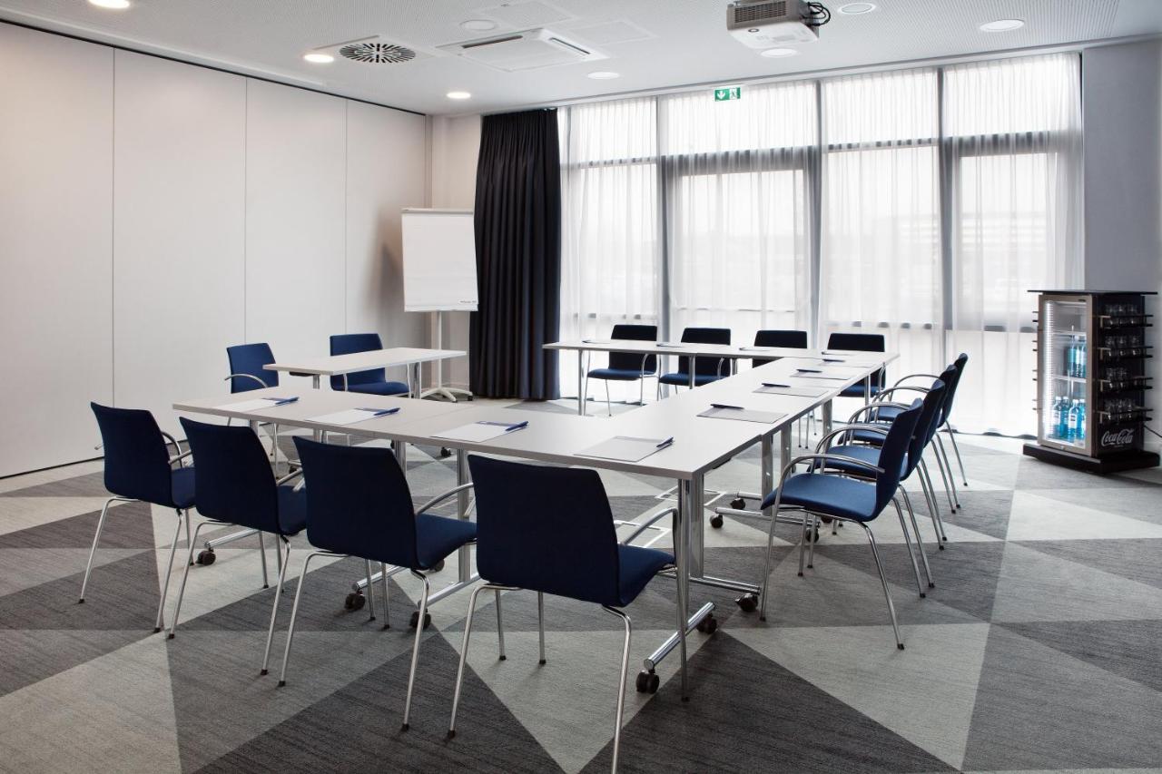 Holiday Inn Express - Kaiserslautern By Ihg Экстерьер фото