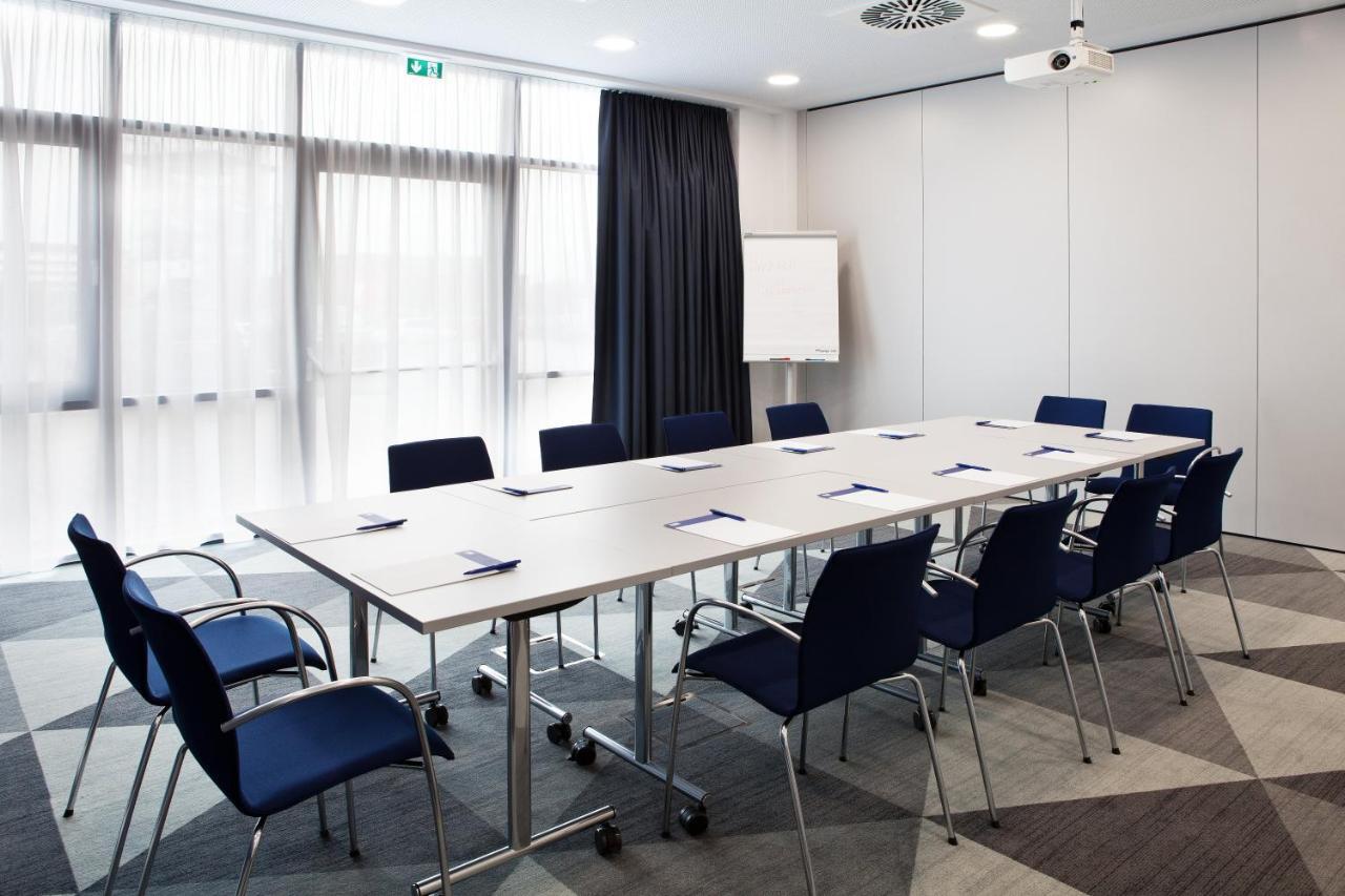 Holiday Inn Express - Kaiserslautern By Ihg Экстерьер фото
